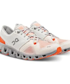 'On Running' Women's Cloud X 3 - Ivory / Alloy -Carhartt-shop 01114 1932522 2000x 181bbca7 b5c0 4f52 9562 a7c4d4e23e13 1024x1024@2x