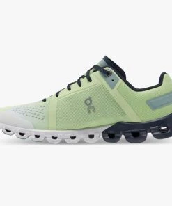 'On Running' Women's Cloudflow - Meadow / White -Carhartt-shop 35.98685 cloudflow fw22 meadow white w g4 1024x1024@2x