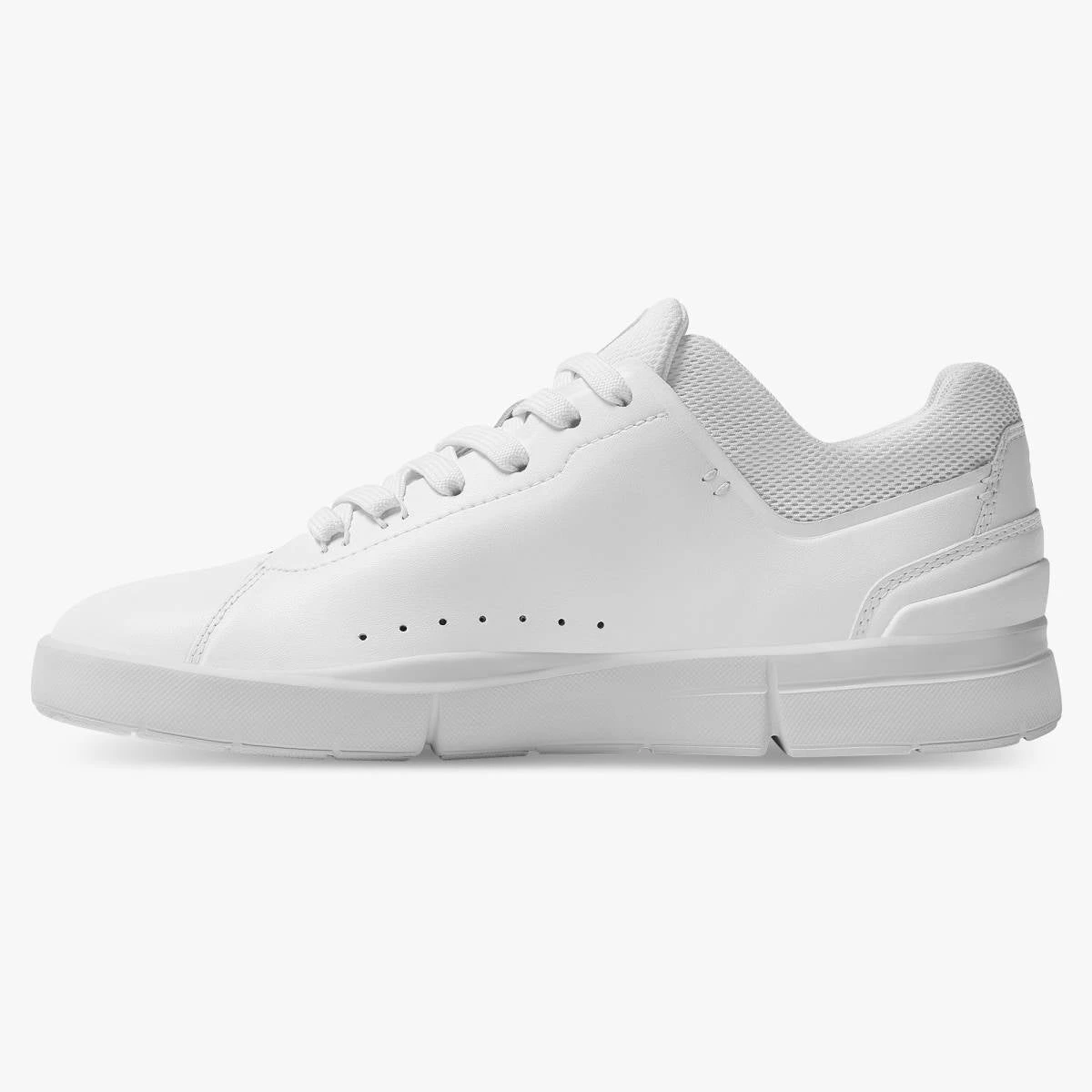 'On Running' Women's THE ROGER Advantage 1 Tennis Sneaker - White 7 'On Running' Women's THE ROGER Advantage 1 Tennis Sneaker - White - Image 5