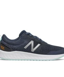 'New Balance' Women's Fresh Foam Arishi V3 - Navy / Silver