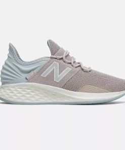 'New Balance' Women's Fresh Foam Roav - Logwood / Light Cyclone